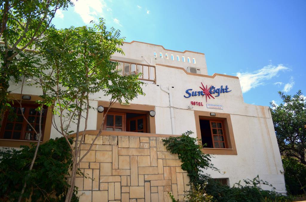 Sunlight Hotel Agia Galini Buitenkant foto